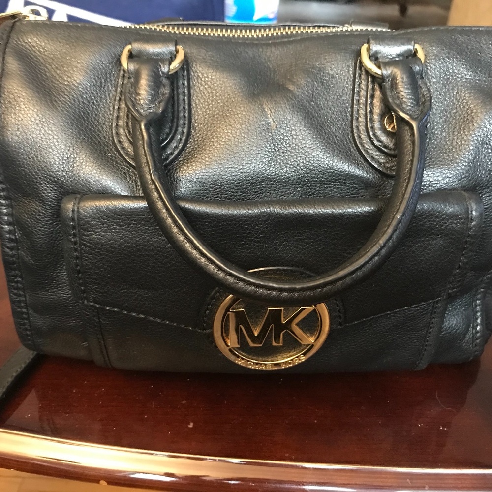 Michael Kors Purse Black/Leather LikeNew Crossbody